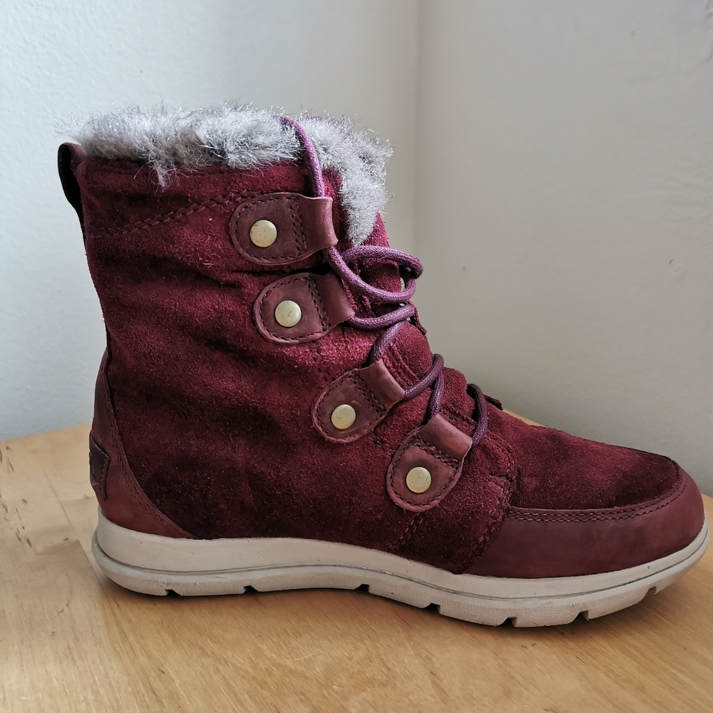Sorel waterproof winter boots